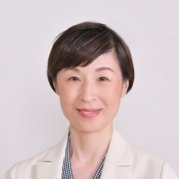 日下部　令子（Reiko Kusakabe）
