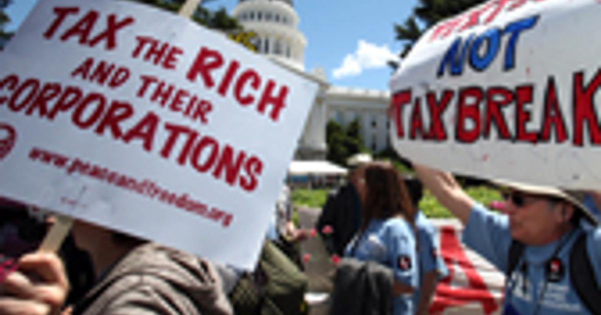 Americans Favor “Buffett Rule” by 60% to 37%