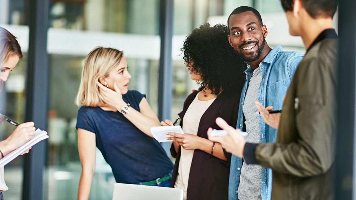 A terapia de casal tem como principal objetivo aprimorar a comunicação no  relacionamento e apresentar novas soluções, deixando claro o papel que o  relacionamento desempenha em sua vida. É um método eficaz, image size:1200x675